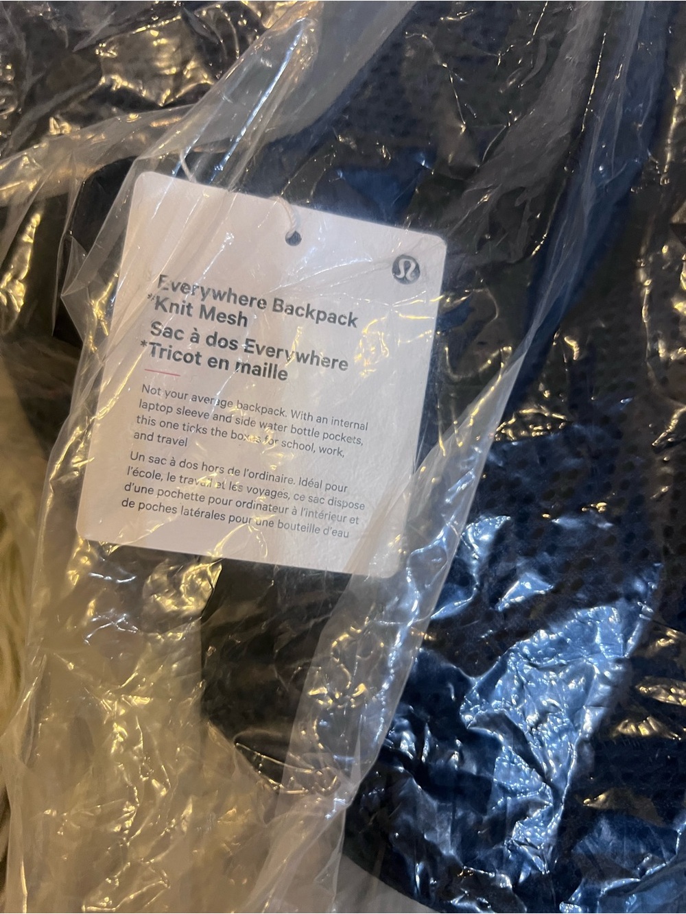 NWT lululemon Everywhere Backpack 22L 
Knit mesh - Picture 3 of 4